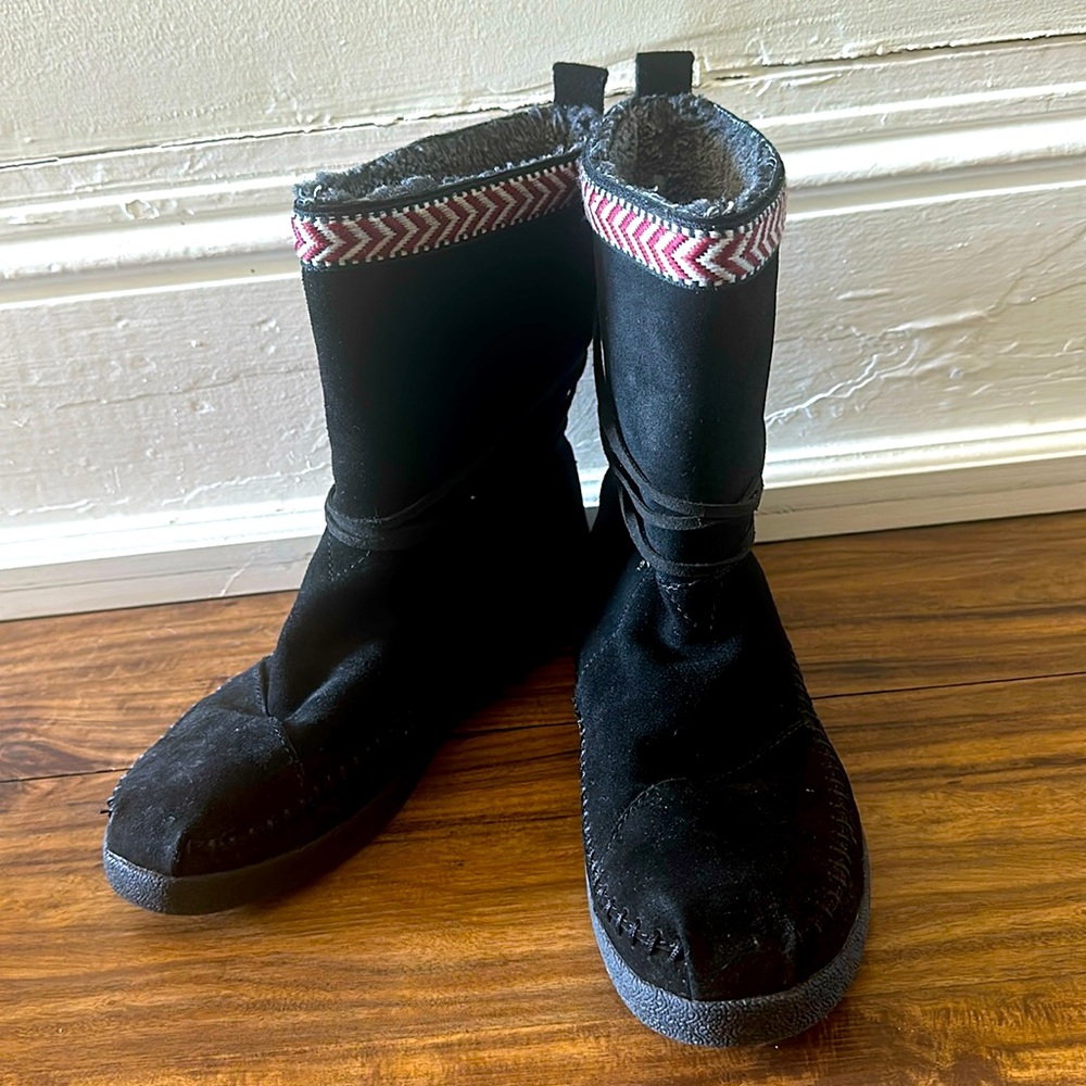 Toms winter boots!